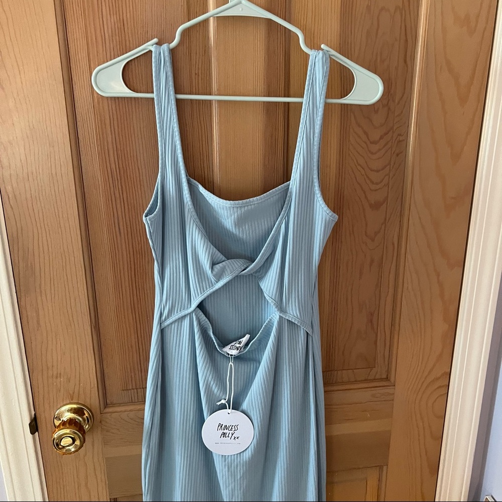 SOLD | NWT! Princess Polly - Hillary Midi Dress - Baby Blue - 8 - Picture 4 of 5